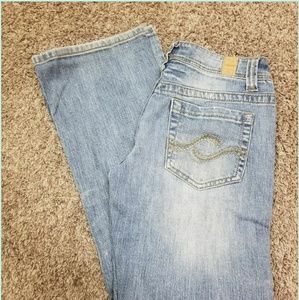 Maurices premiums Morgan bootcut lgt wash 0 short